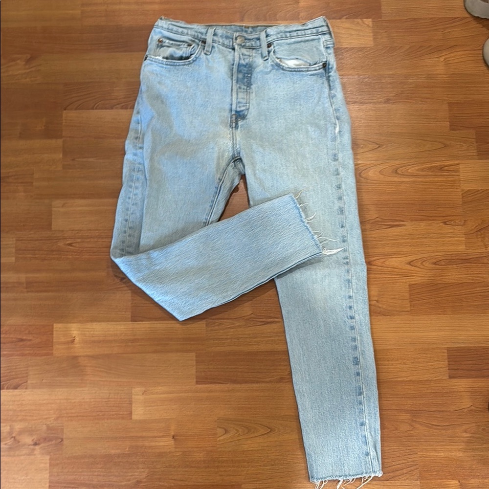Levi's 501 Skinny  Light Wash Jeans